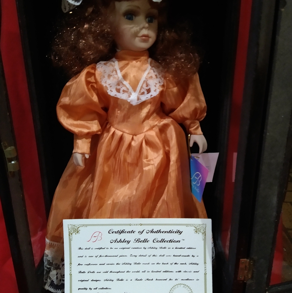 Ashley Belle Porcelain "Lisa" Doll in AB Wooden Case W/COA